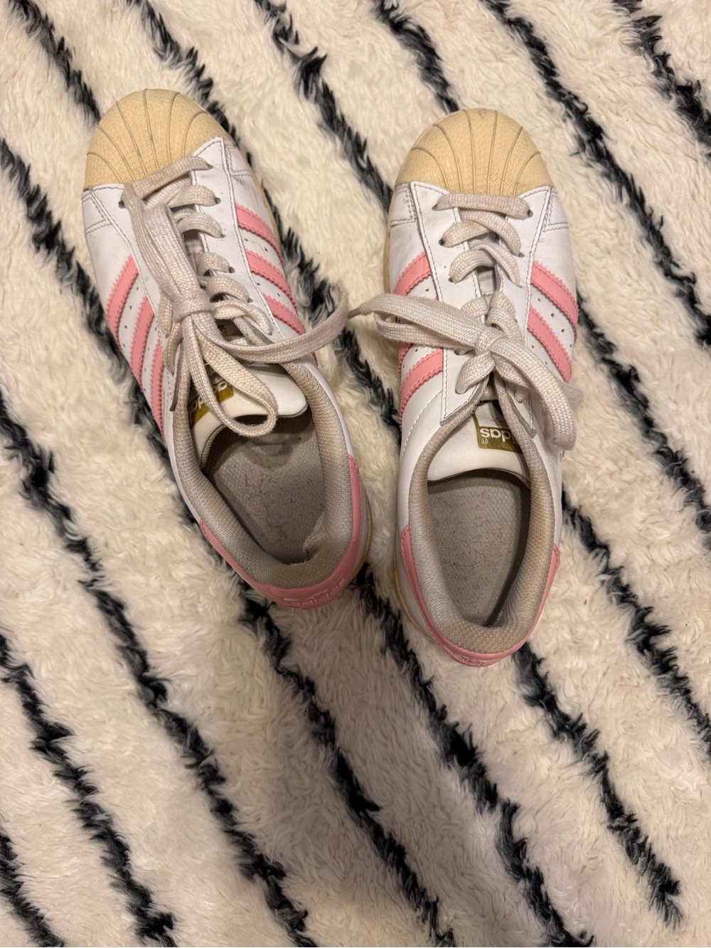 PINK ADIDAS SAMBAS - Picture 5 of 6